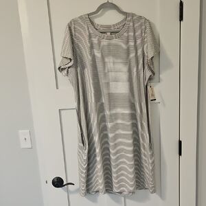Terra & Sky Gray and White Sheath Midi Dress with Flutter Sleeves